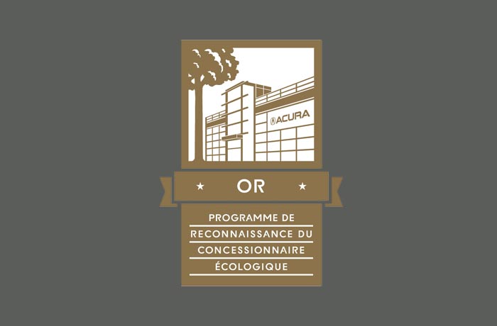 Un écusson soulignant le statut Argent dans le Programme de reconnaissance du concessionnaire écologique